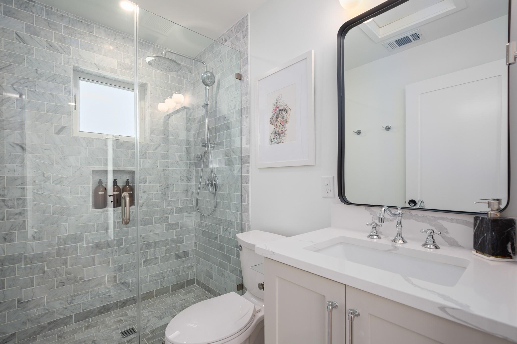 2109 Travis Heights BLVD