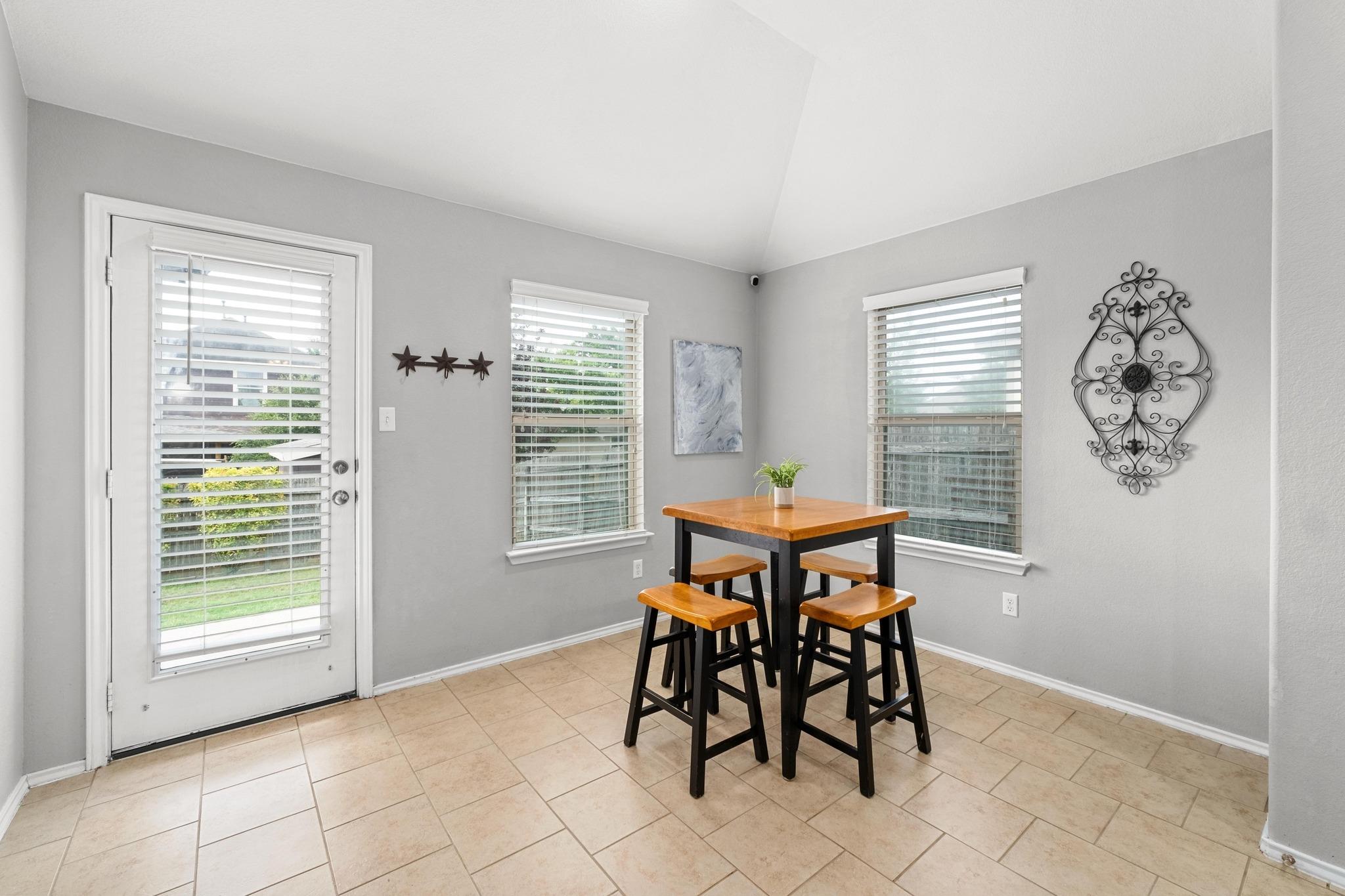 160 Vermilion Marble TRL
