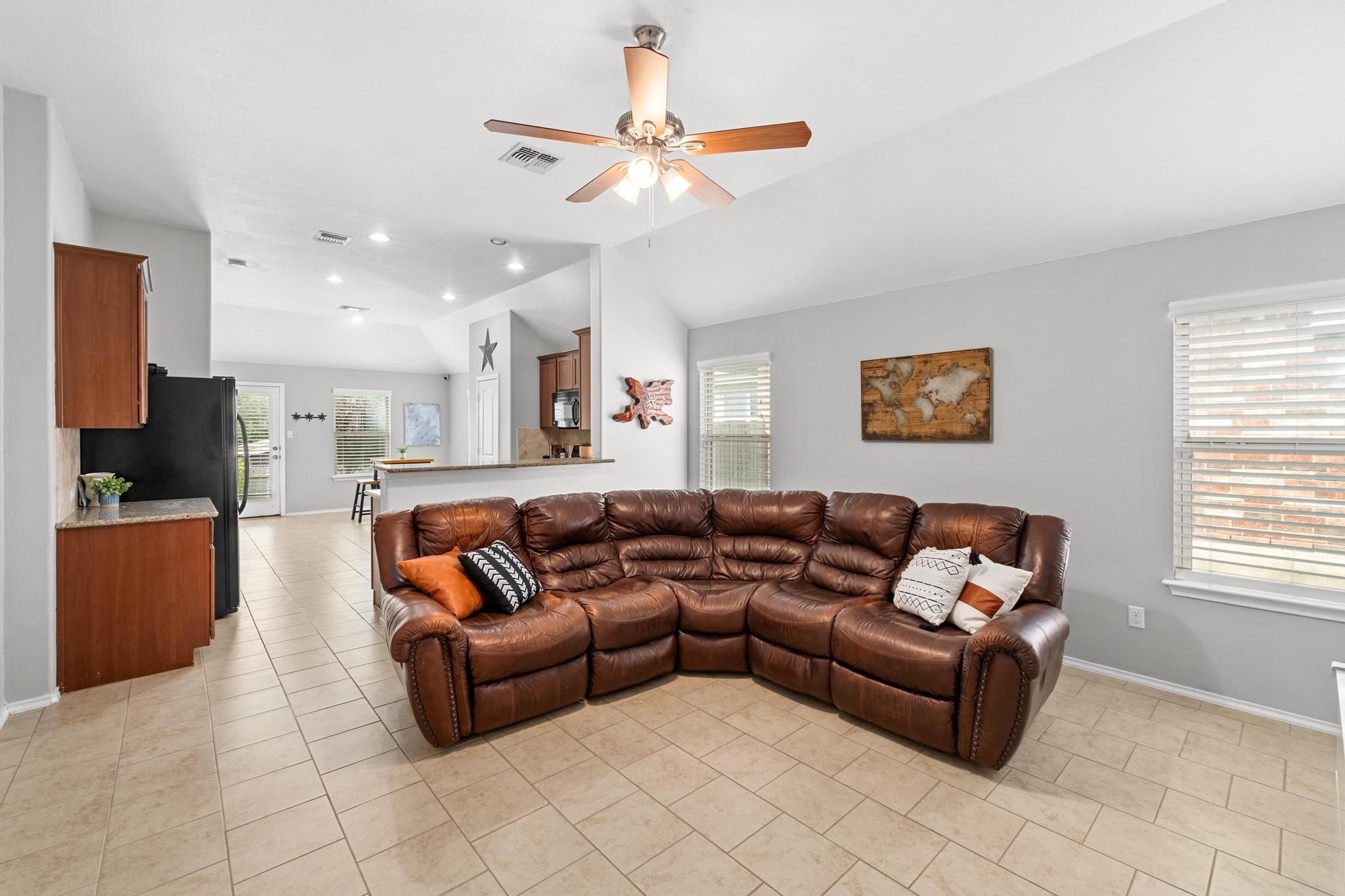 160 Vermilion Marble TRL