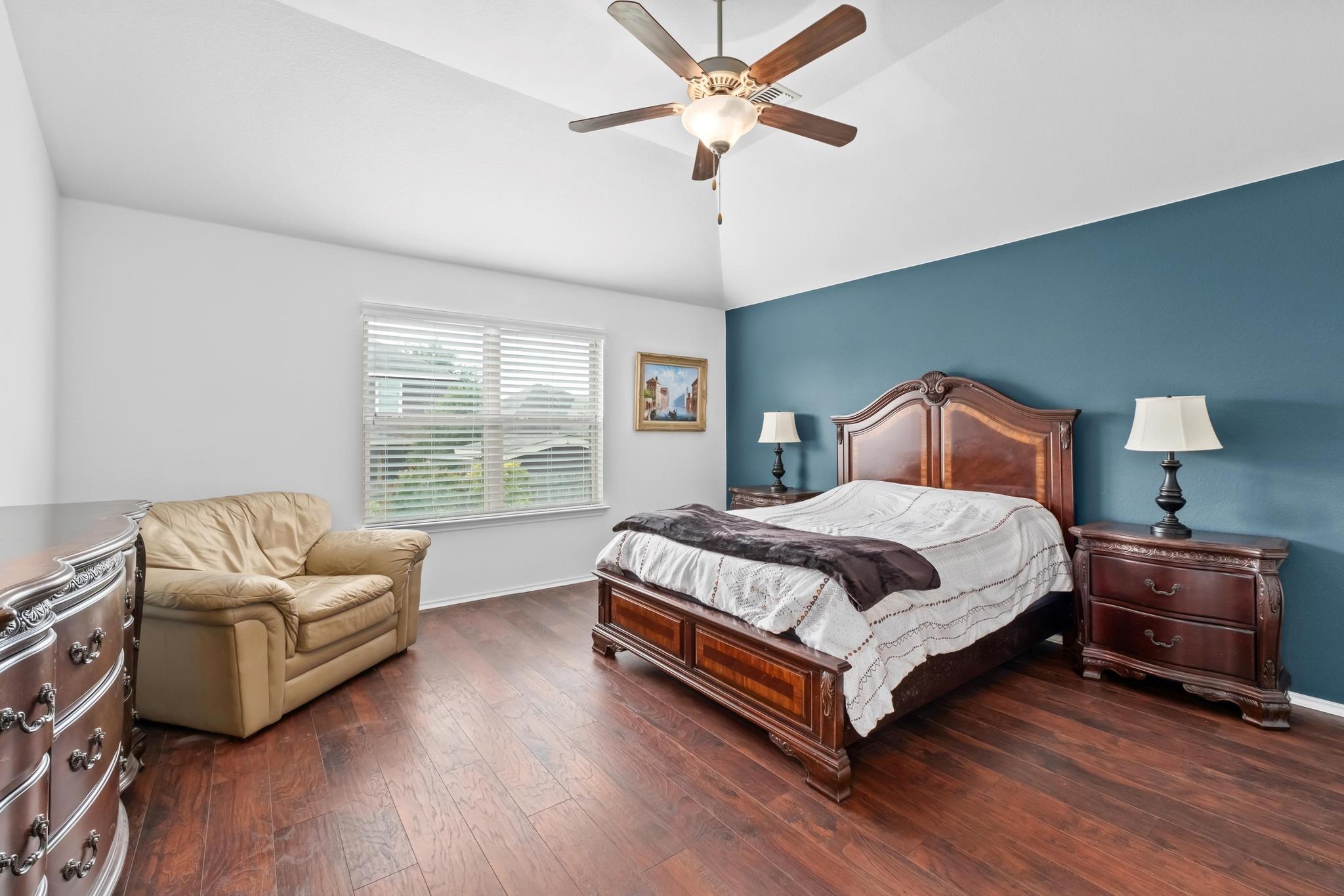 160 Vermilion Marble TRL