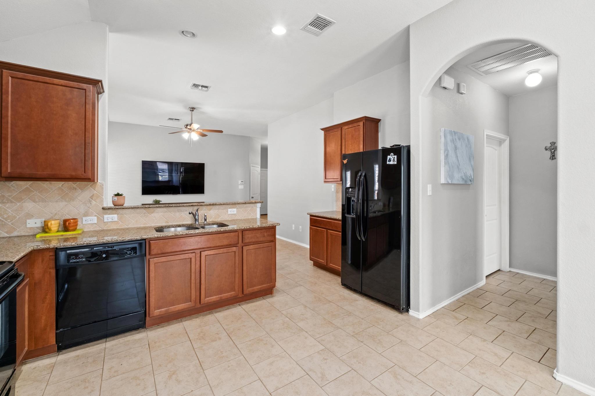 160 Vermilion Marble TRL
