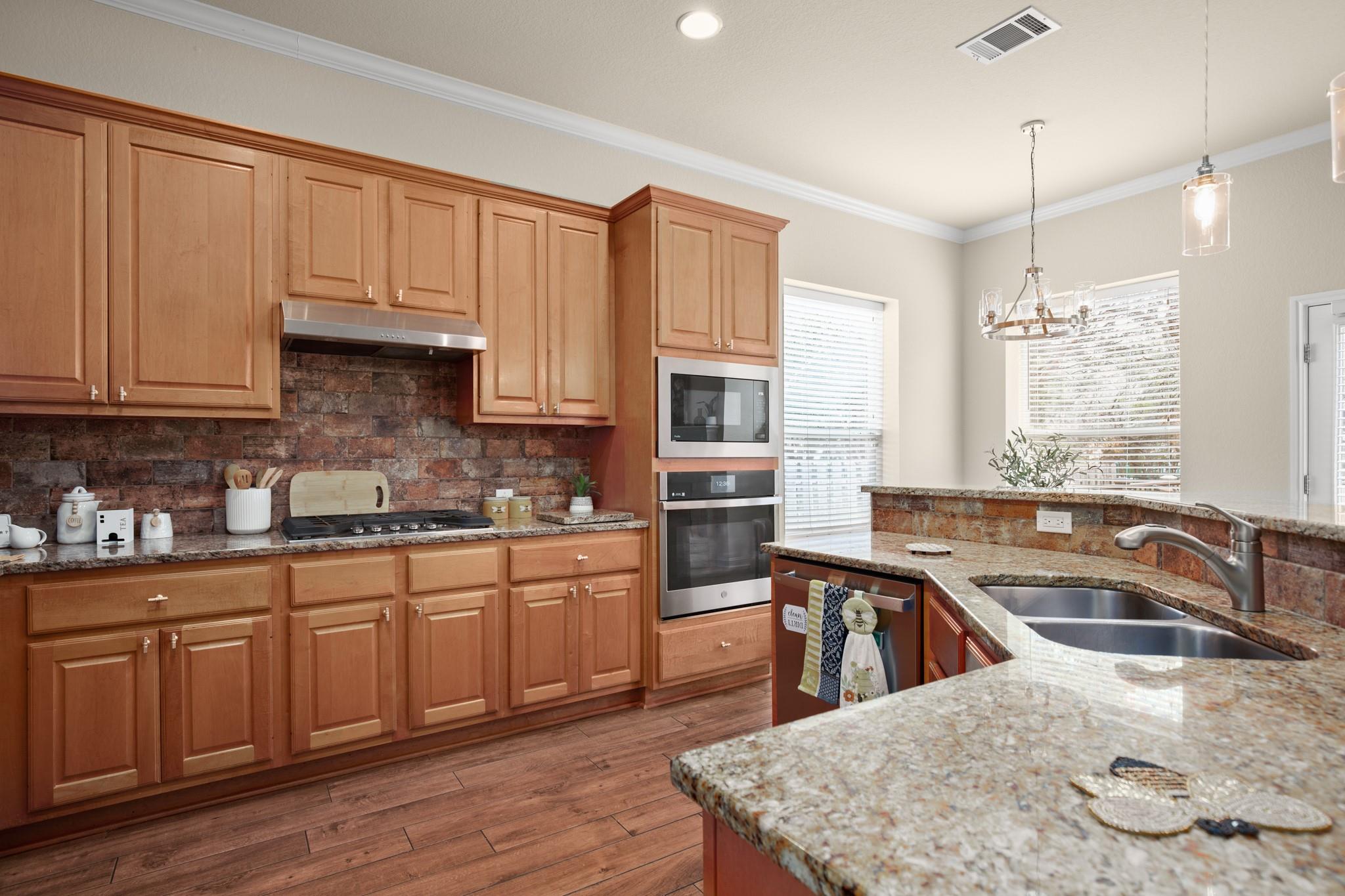 5000 Mission Oaks BLVD # 57