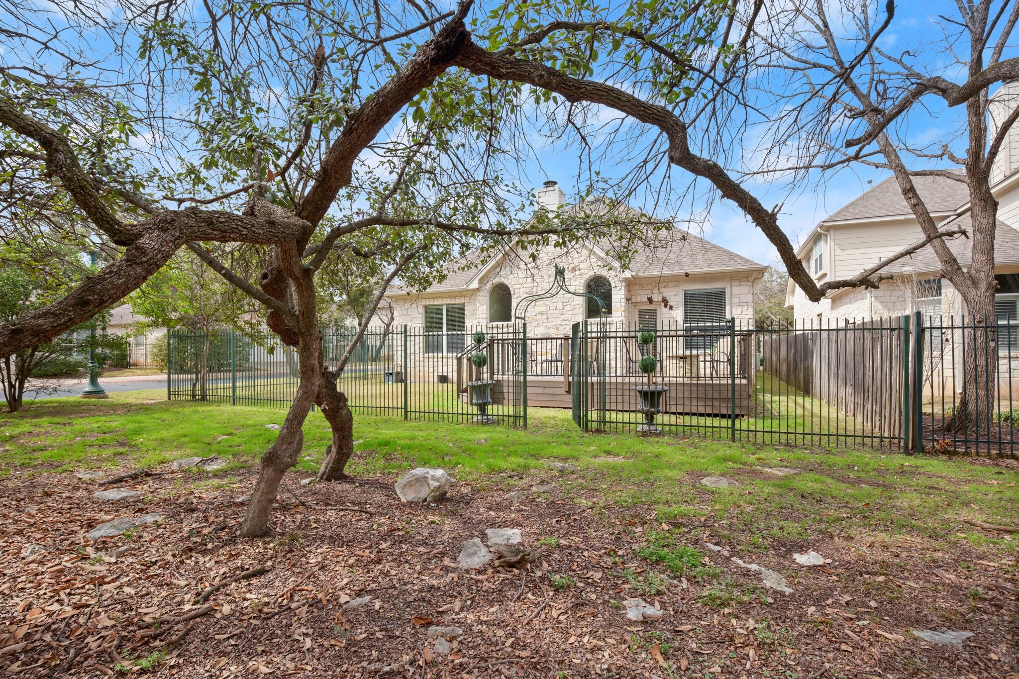 5000 Mission Oaks BLVD # 57