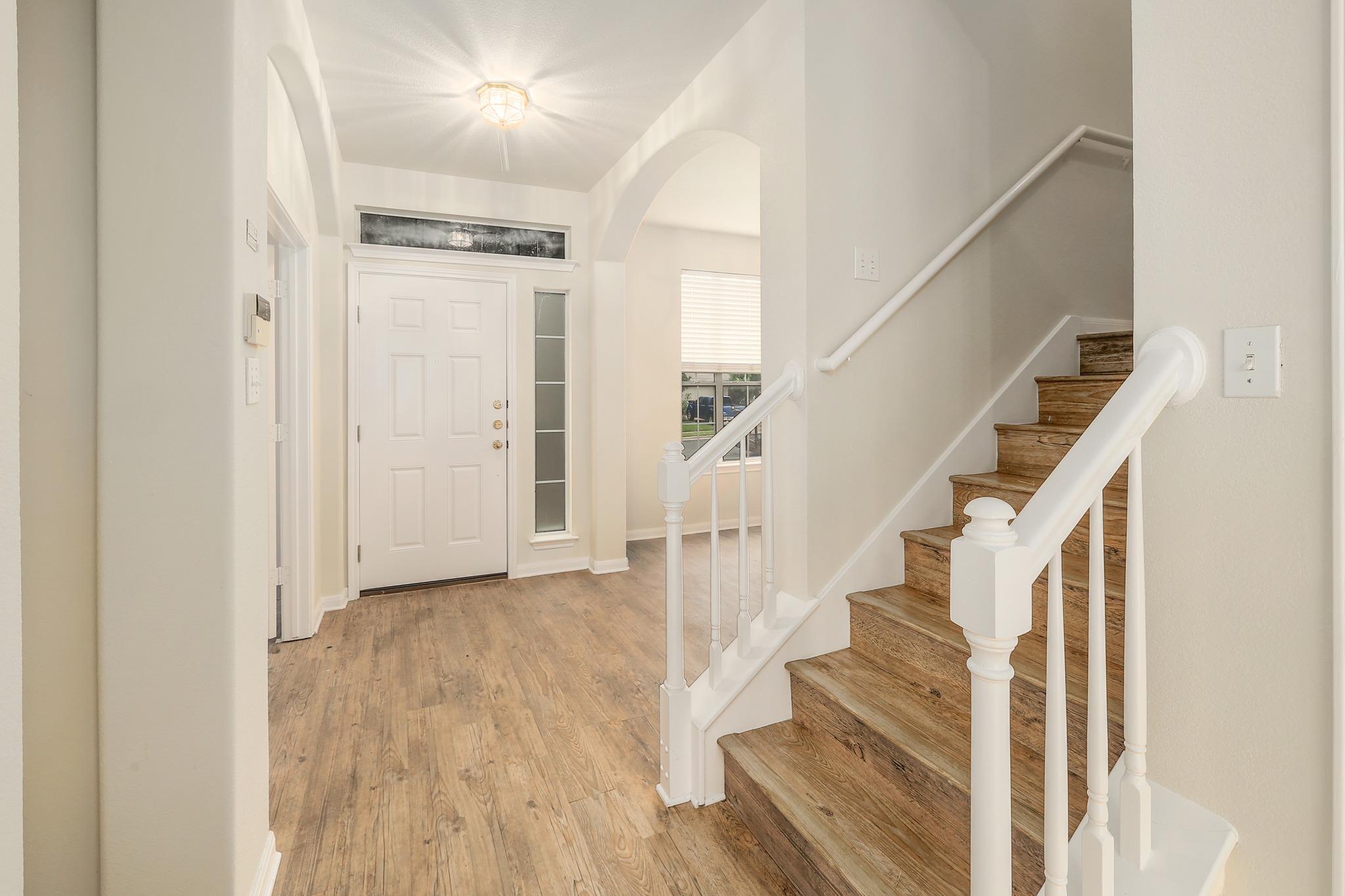 102 Chandler Pointe LOOP