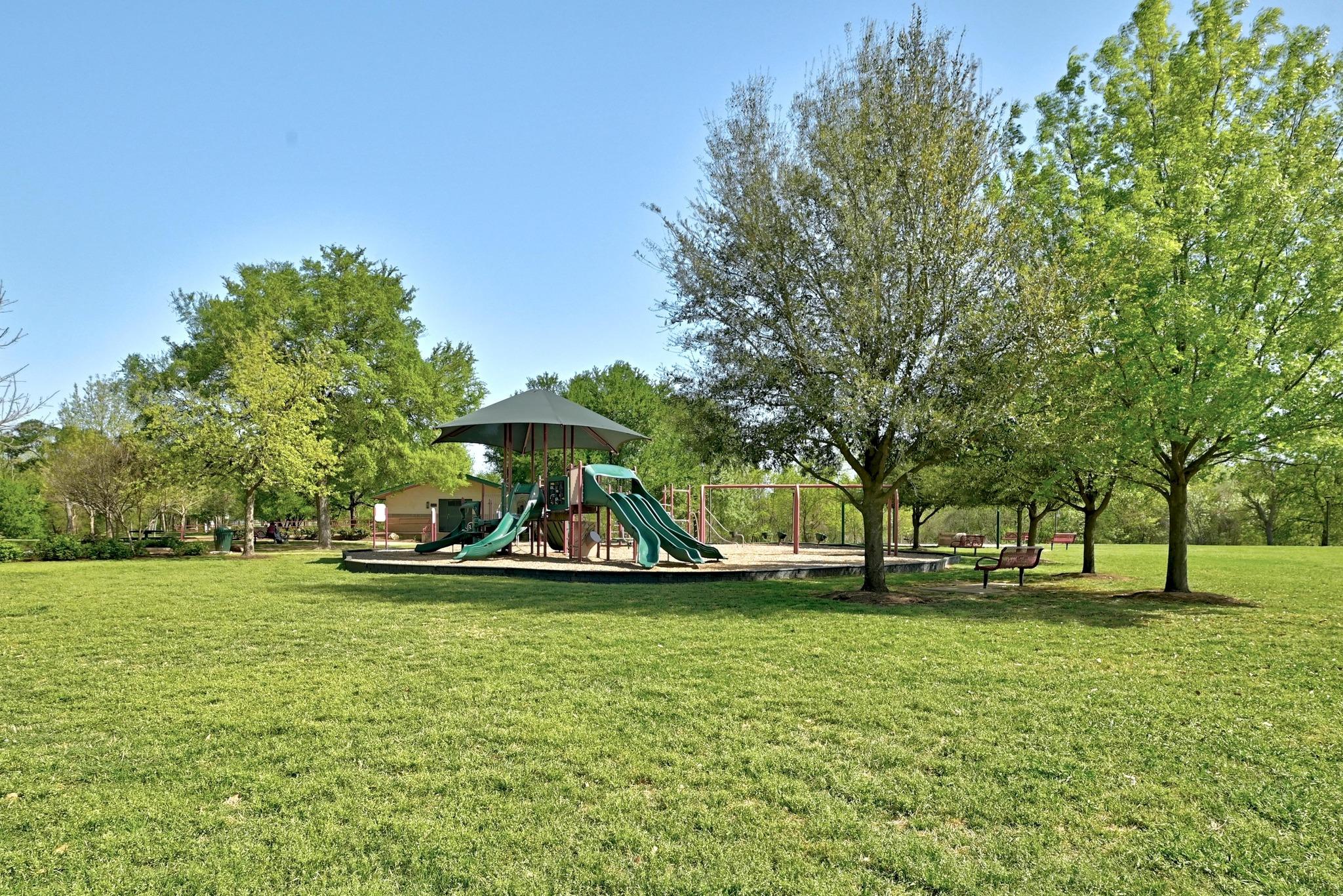 102 Chandler Pointe LOOP