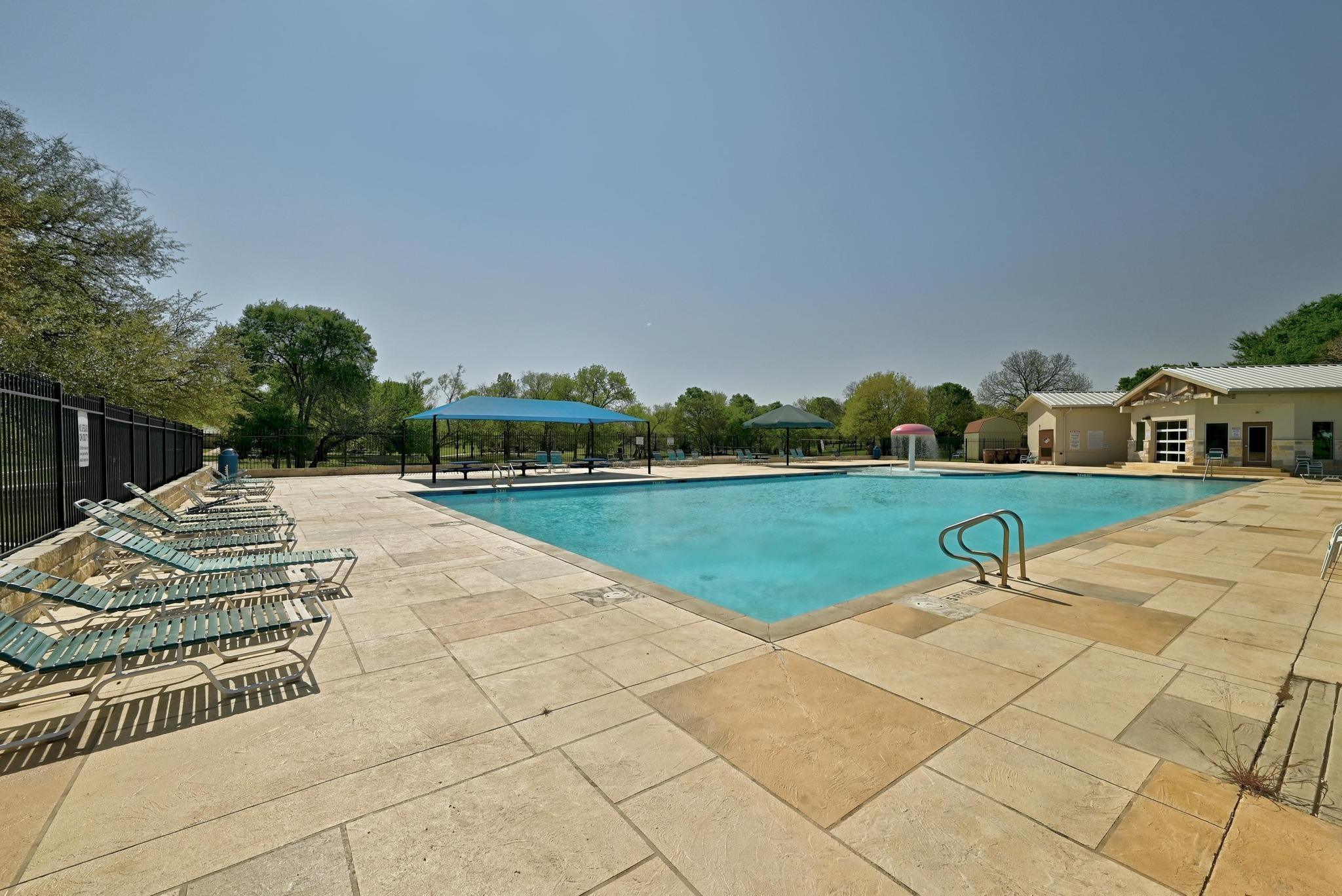 102 Chandler Pointe LOOP