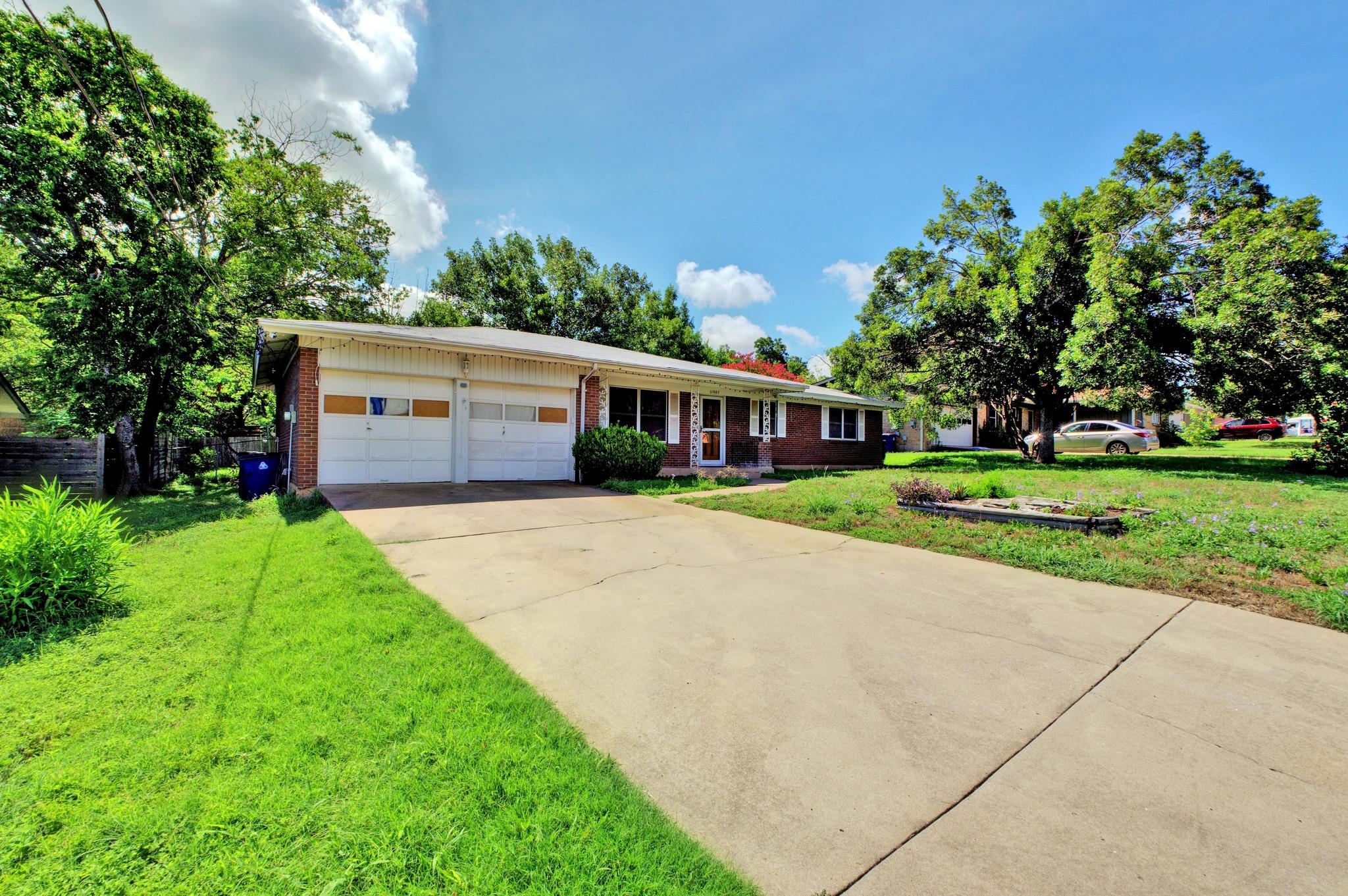 11907 Oak TRL
