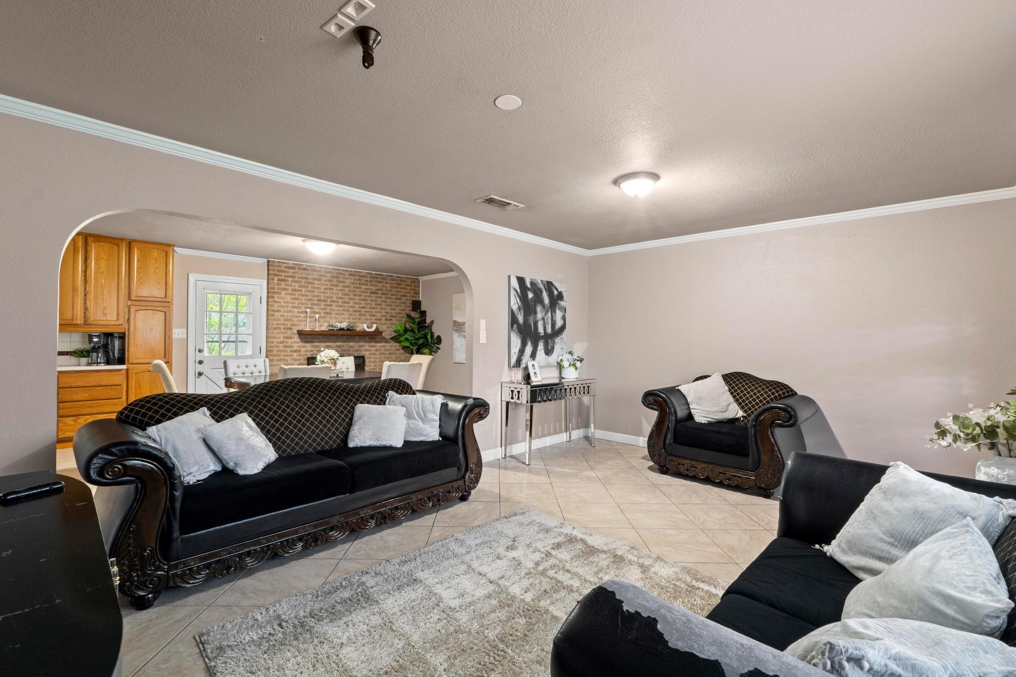 11907 Oak TRL