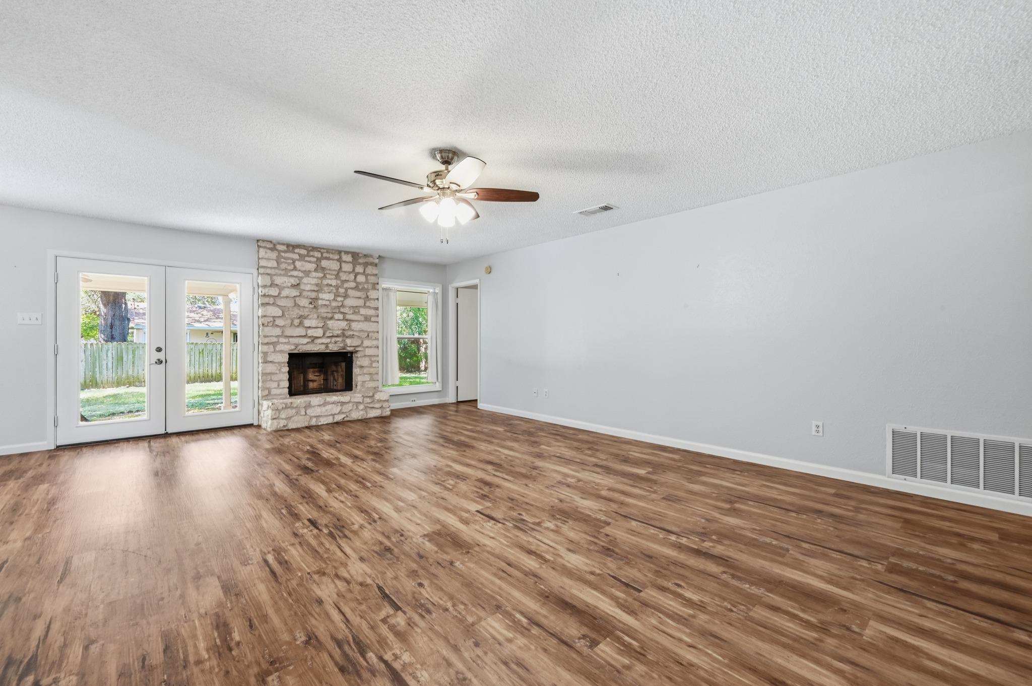 5509 Porsche LN