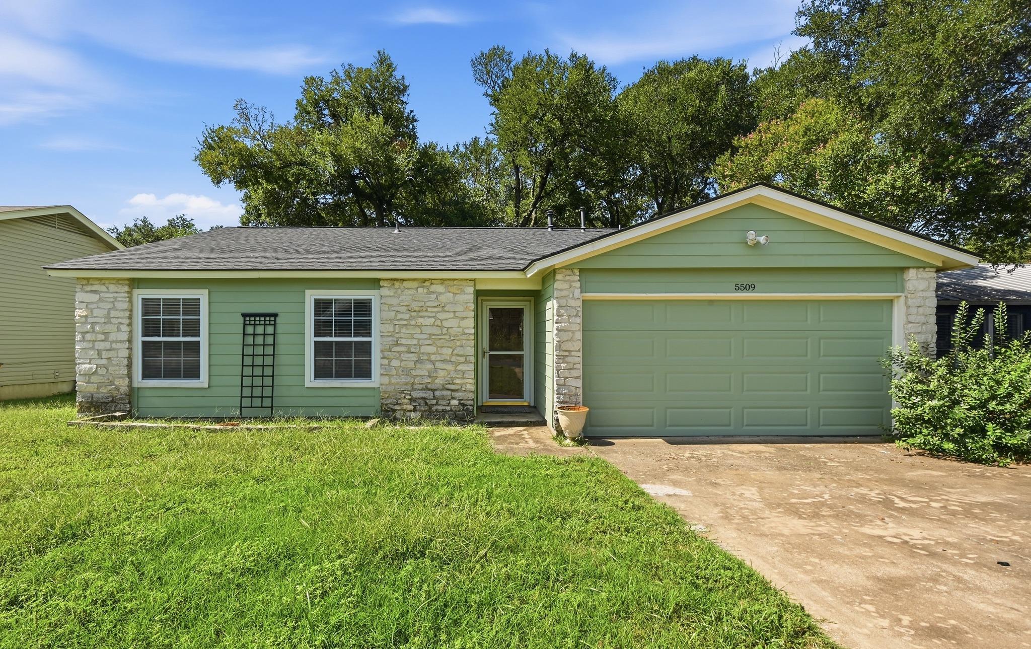 5509 Porsche LN