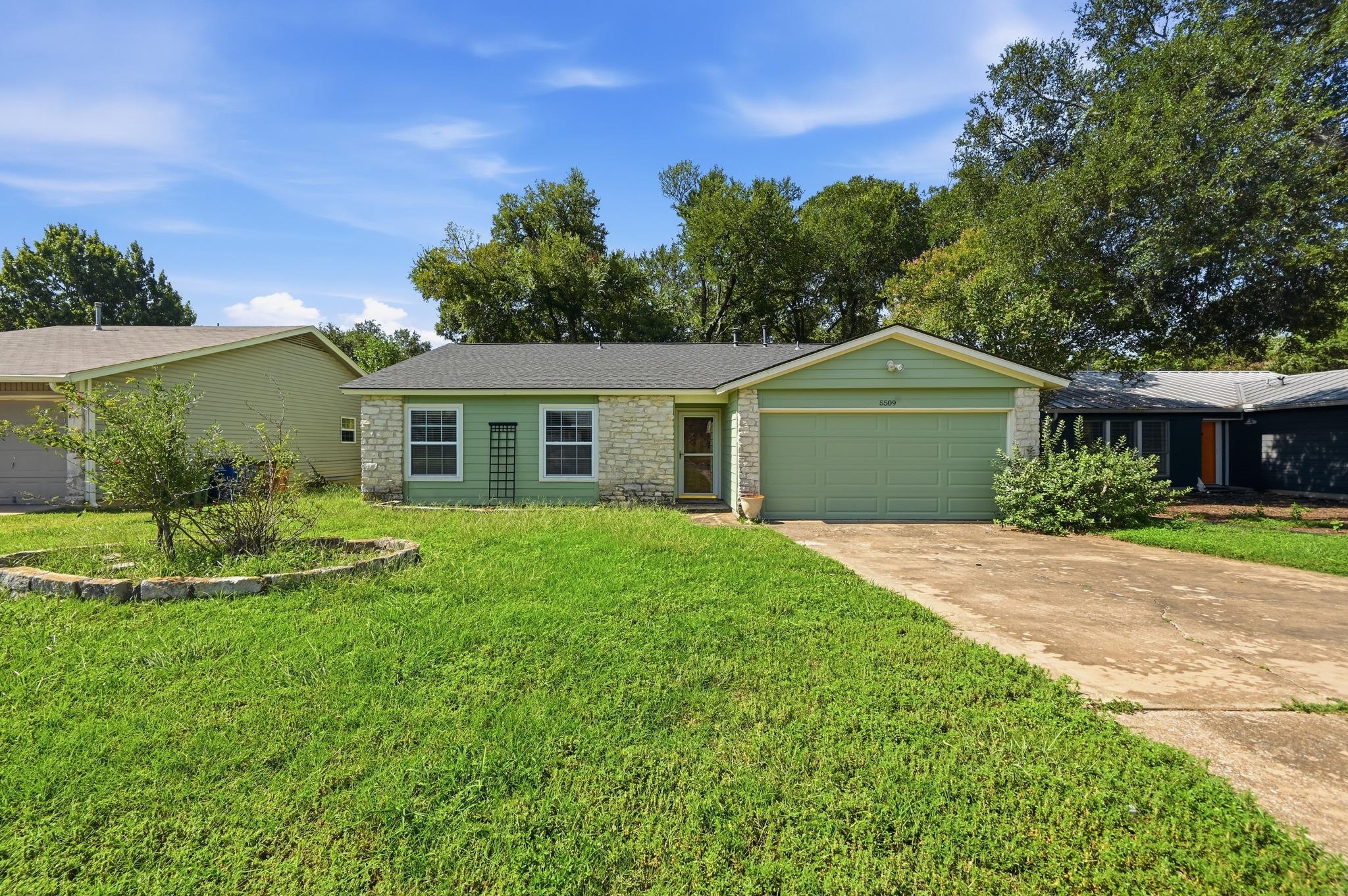 5509 Porsche LN