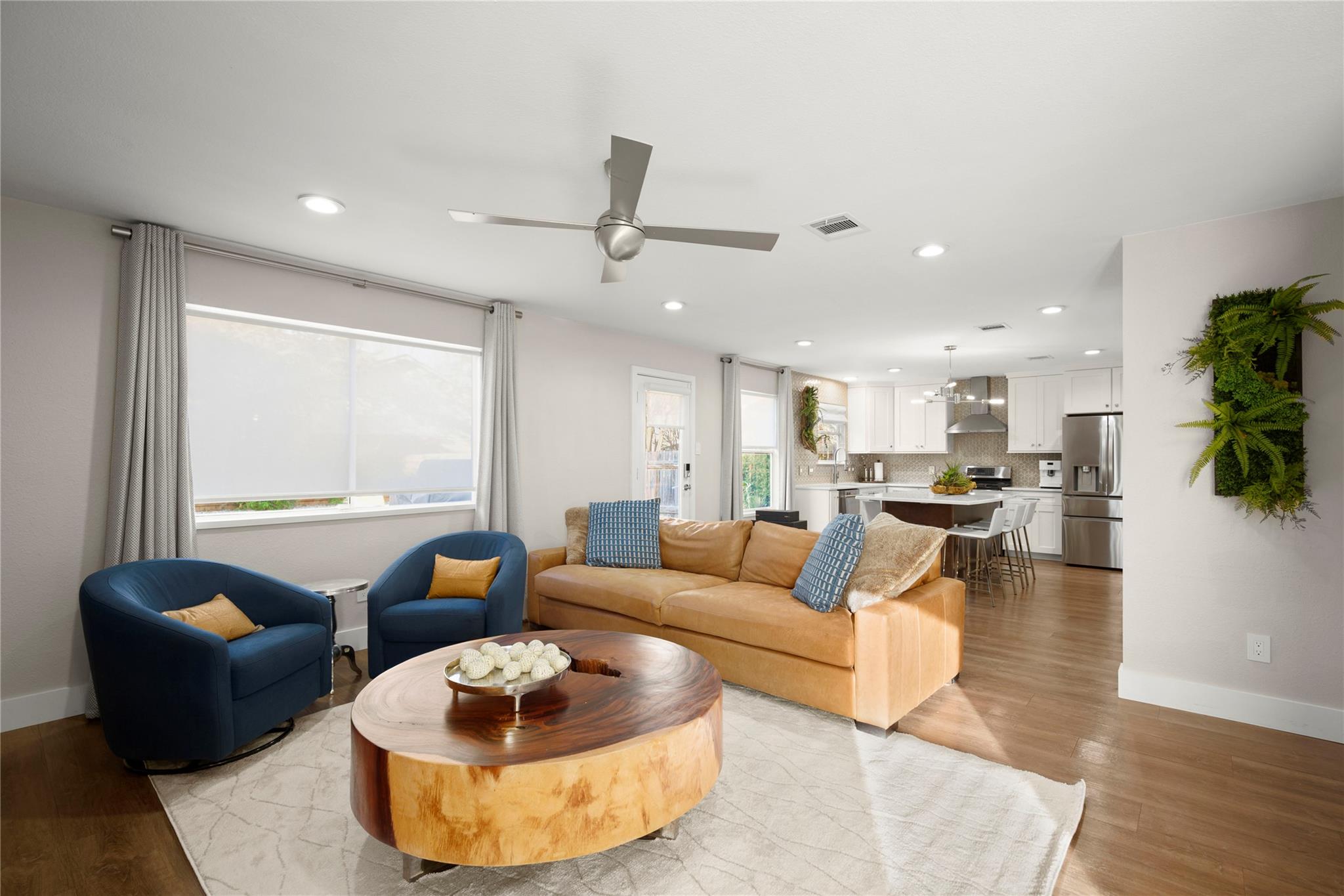 1301 Canon Yeomans TRL