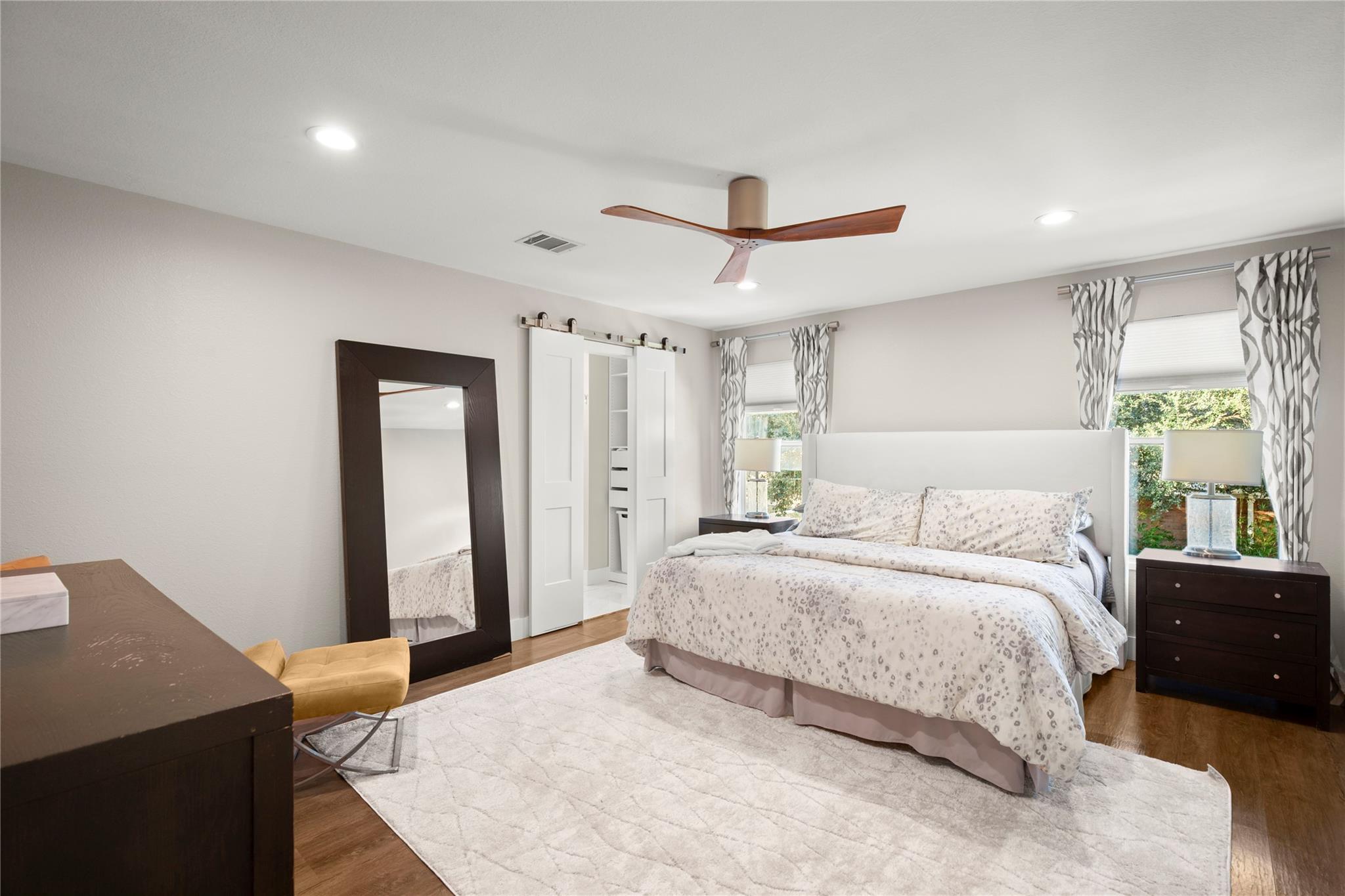 1301 Canon Yeomans TRL