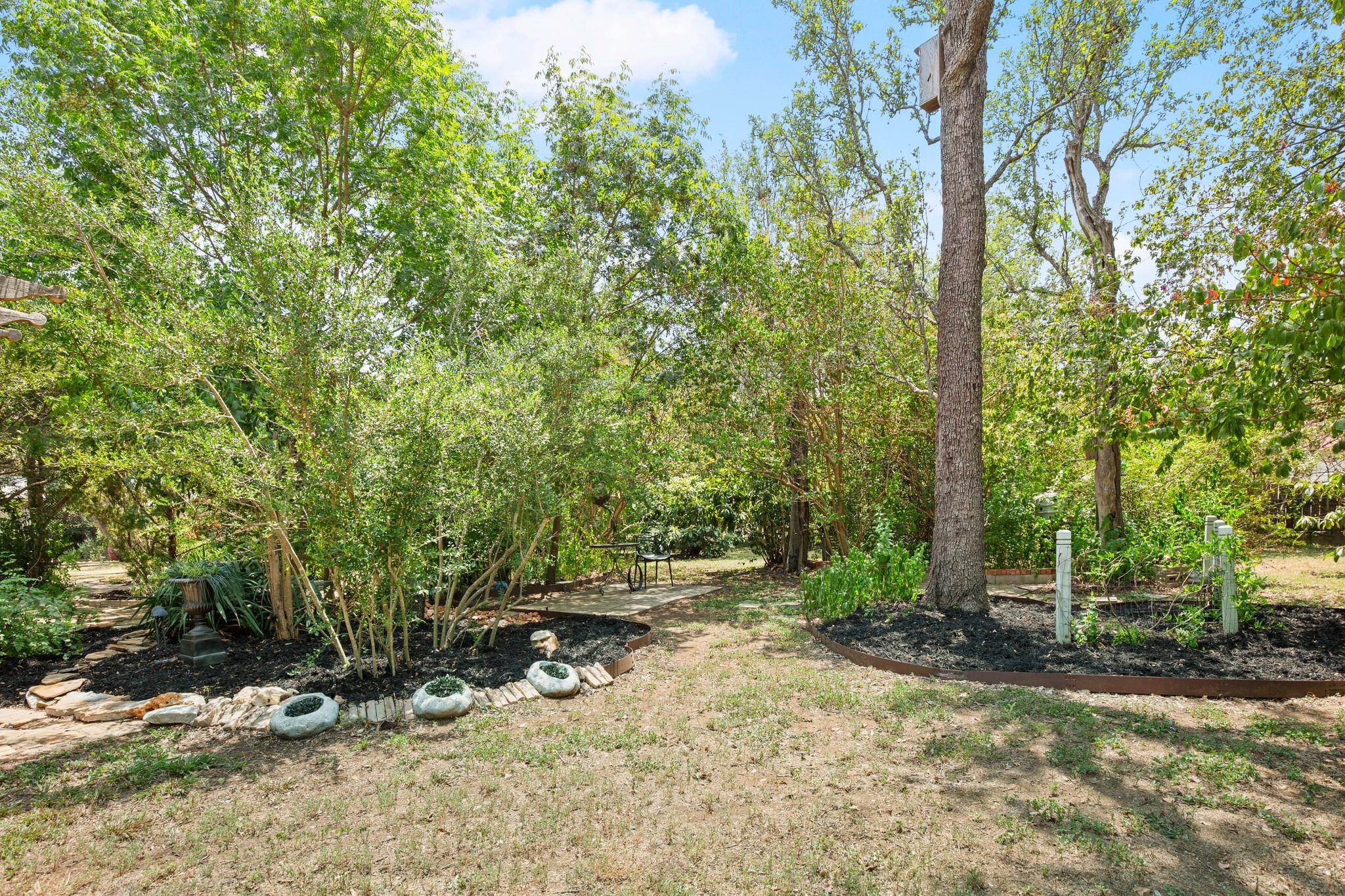 5613 Westview RD