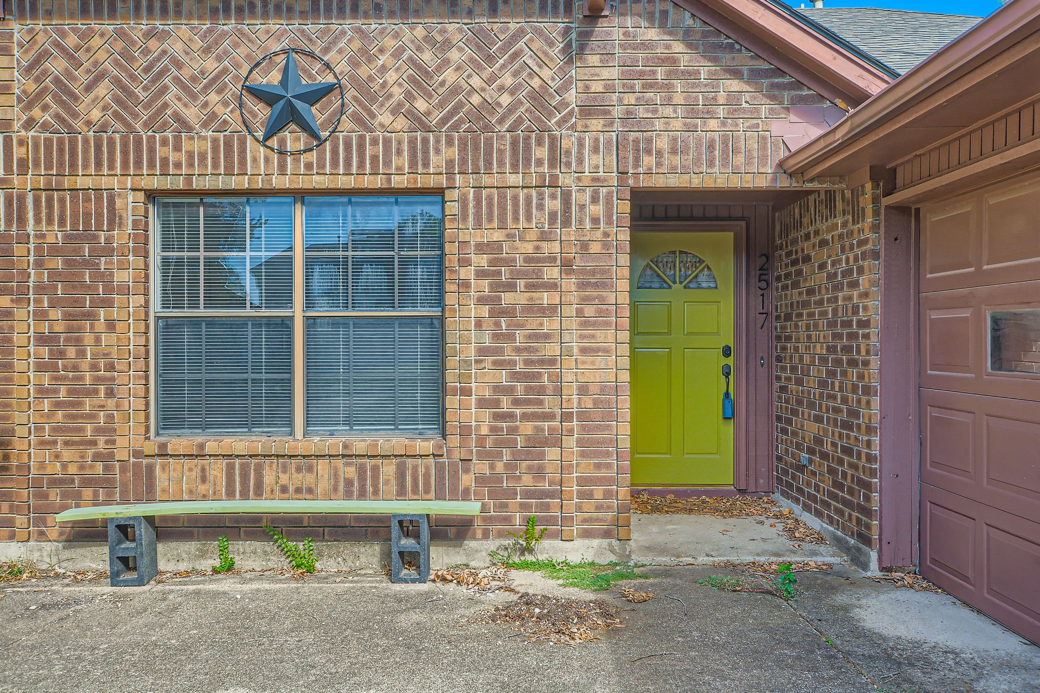 2517 Heatherdale Drive