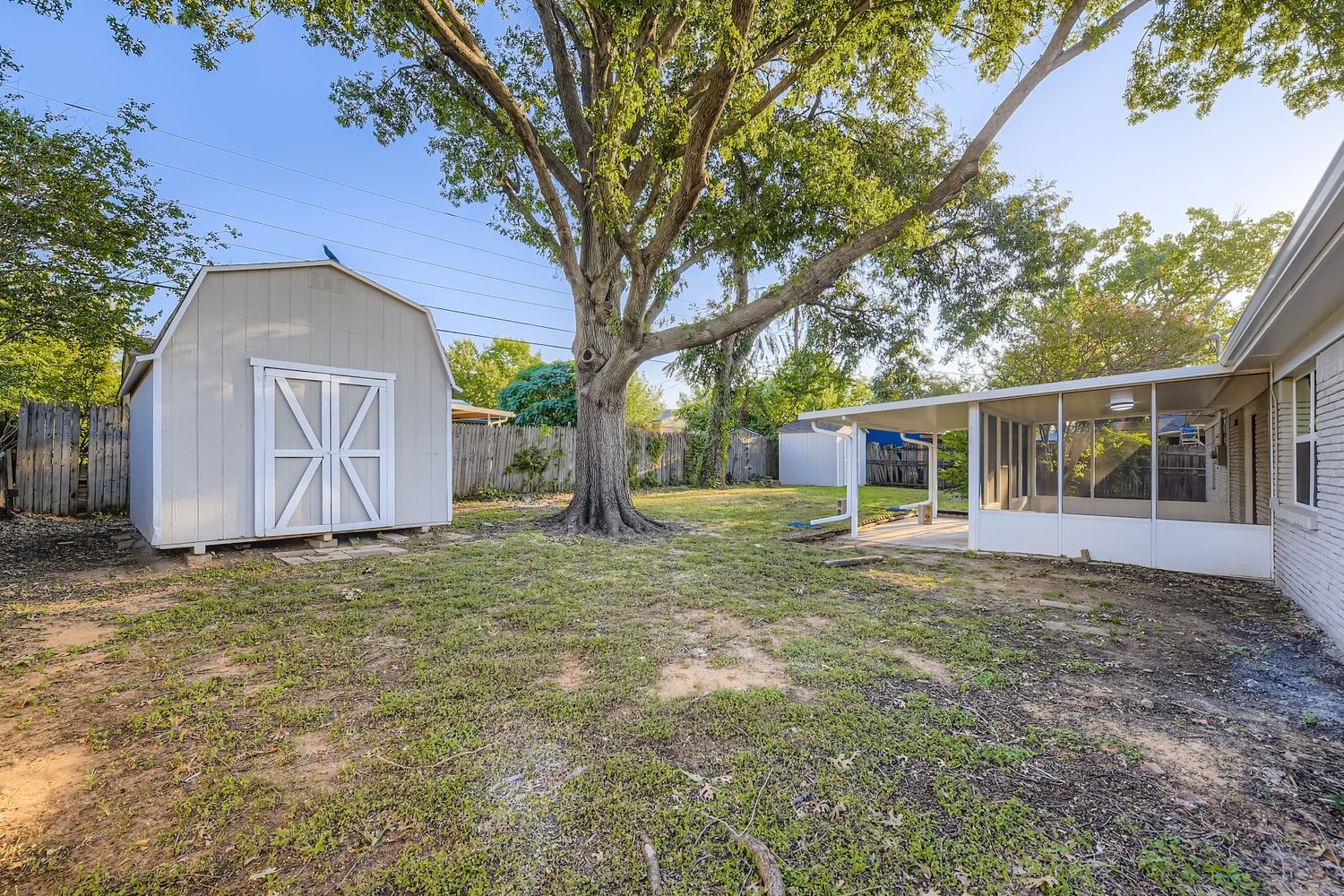 420 Bedford Court W