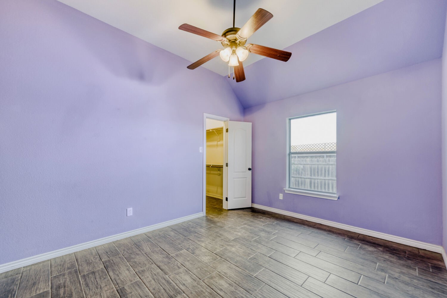 104 Lyndsey Court