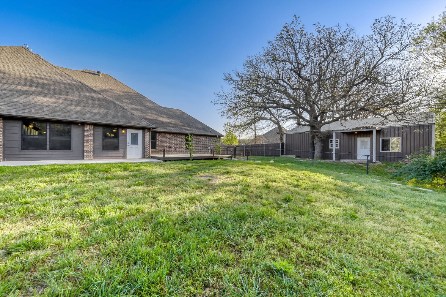 104 Lyndsey Court