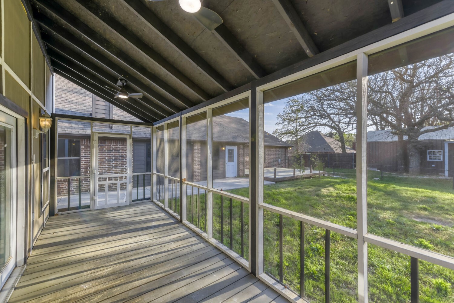 104 Lyndsey Court