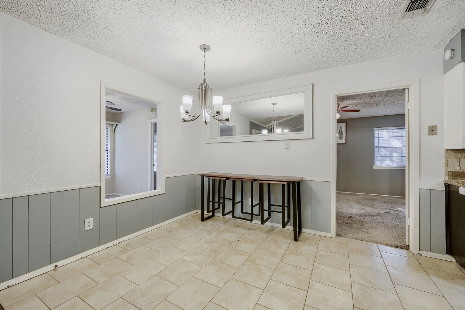 8437 Glenann Drive