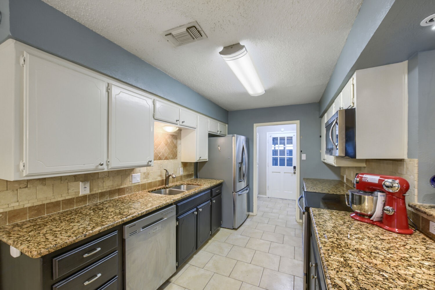 8437 Glenann Drive