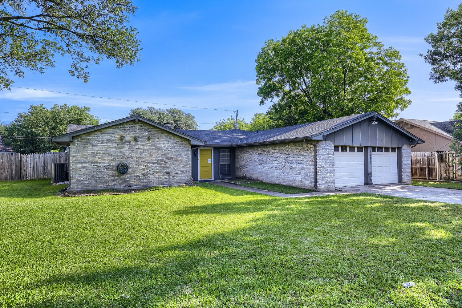 8437 Glenann Drive