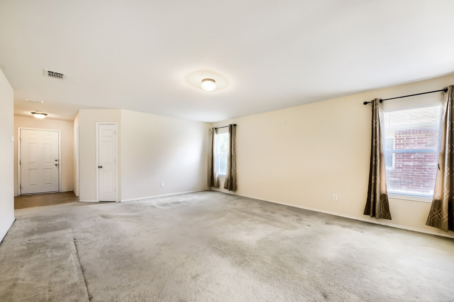 16909 Fenwick Court
