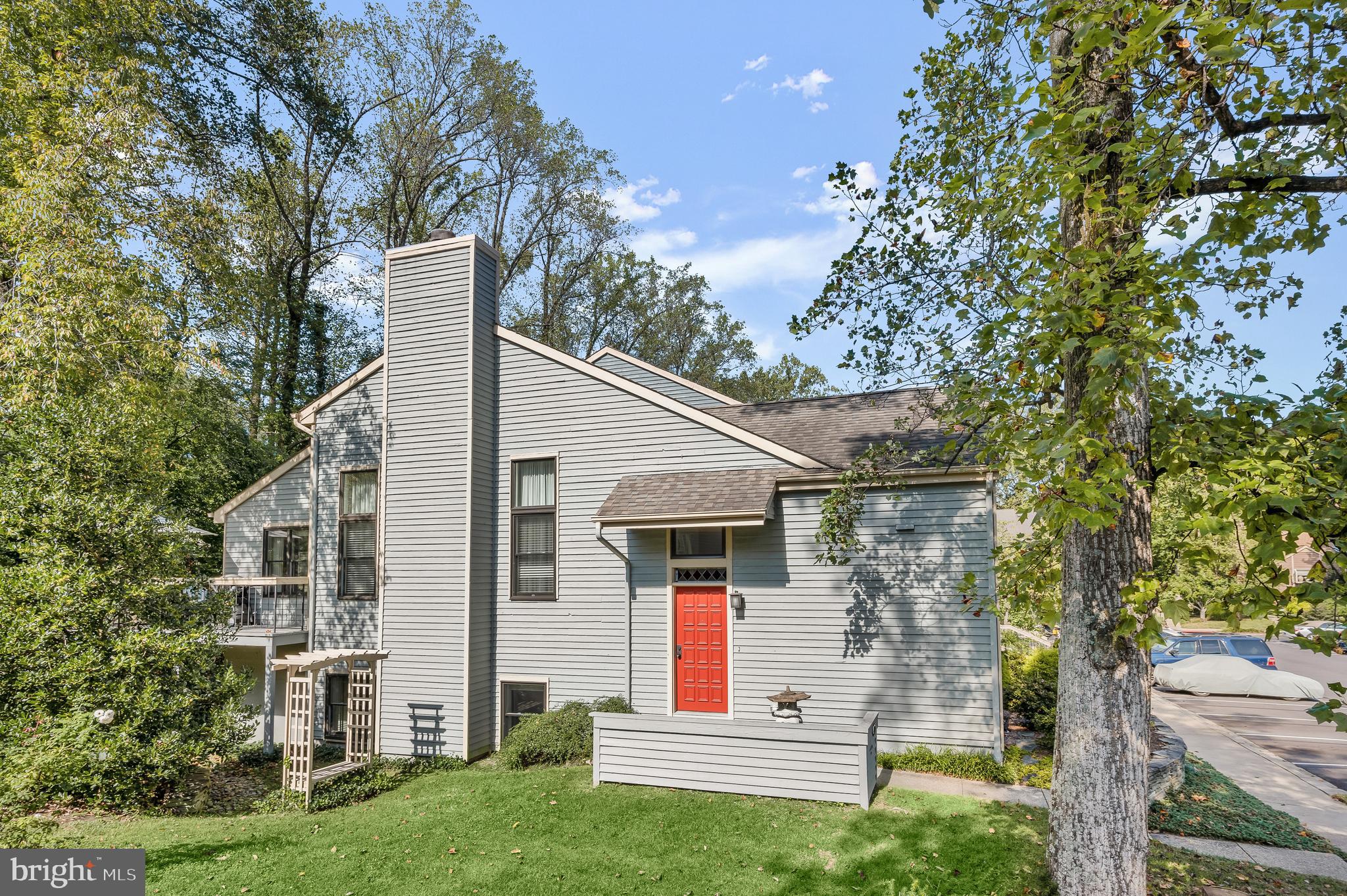 410 CRANES ROOST COURT