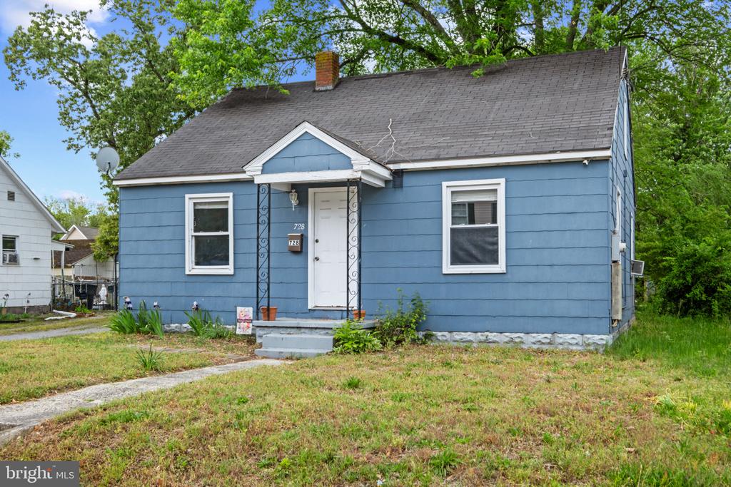 728 JACKSON STREET
