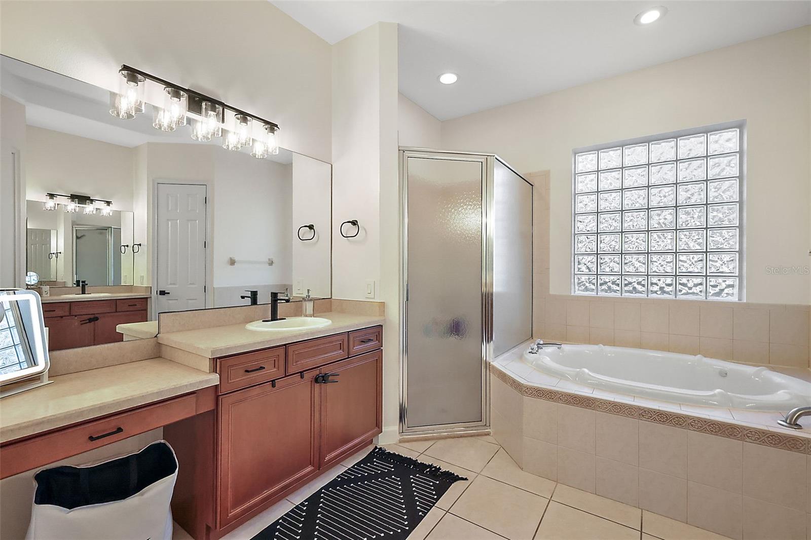 9930 SANTA BARBARA CT