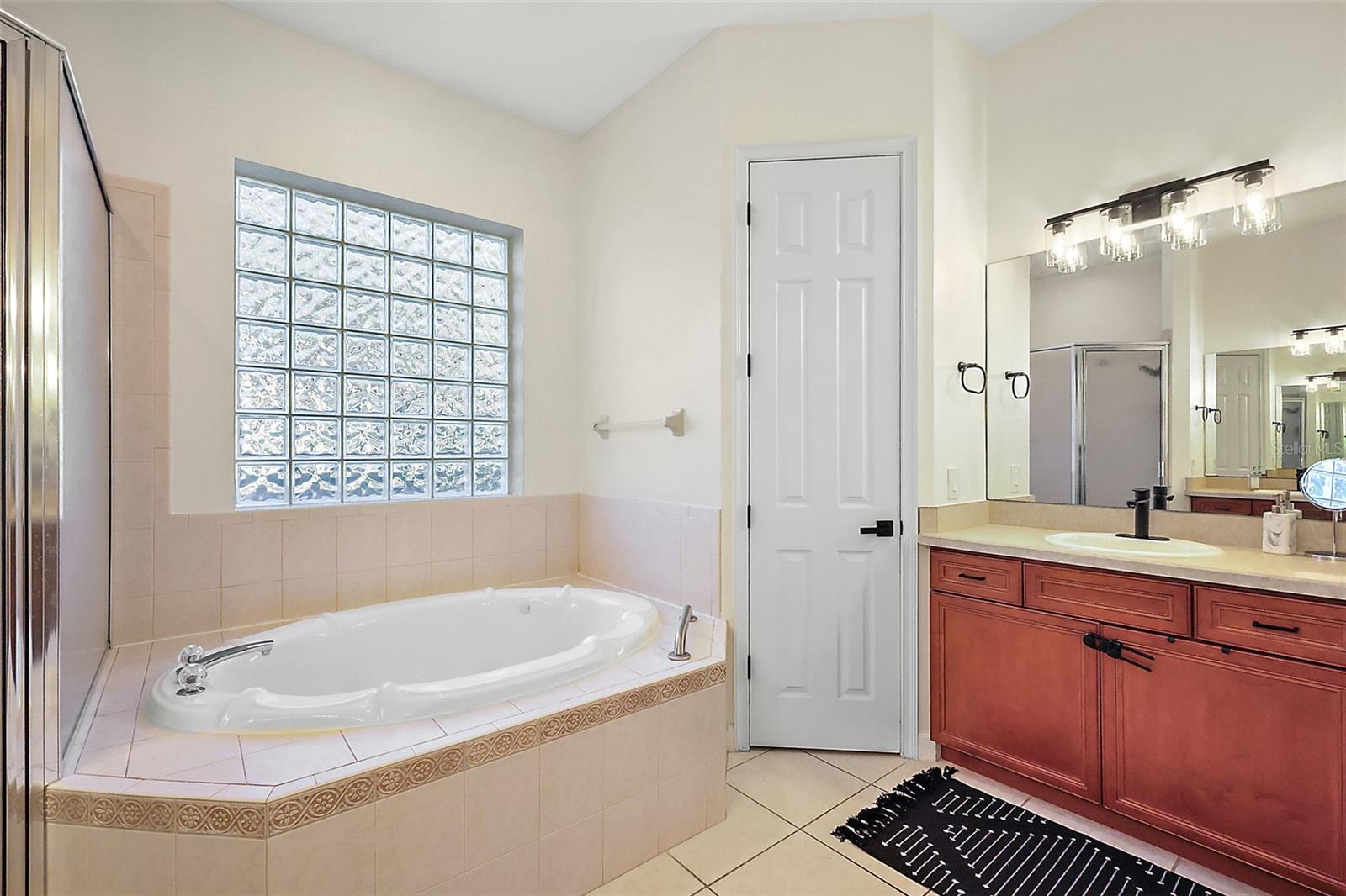 9930 SANTA BARBARA CT
