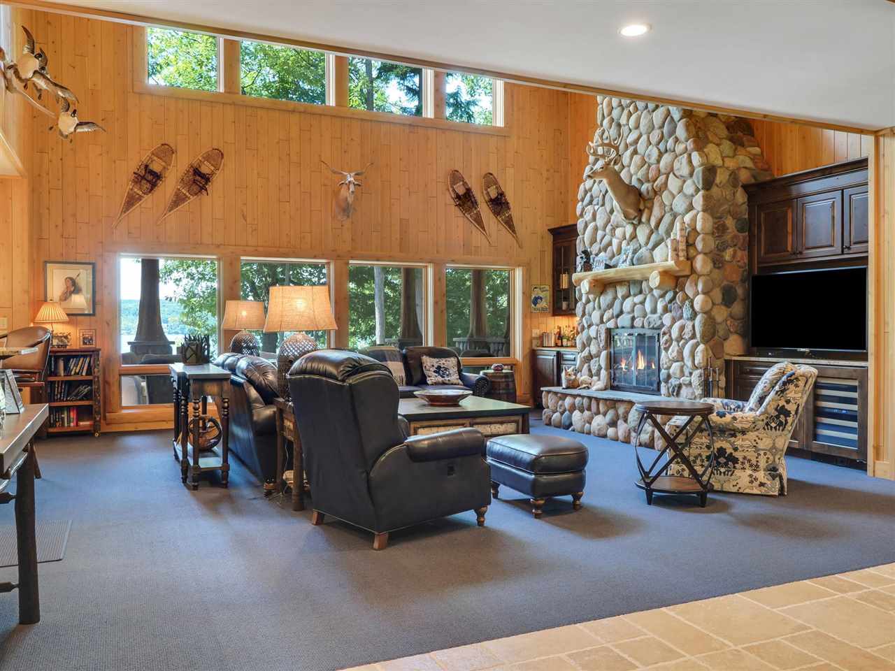 6222 Lake Grove Road