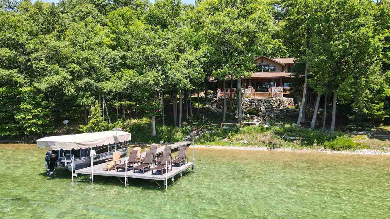 6222 Lake Grove Road