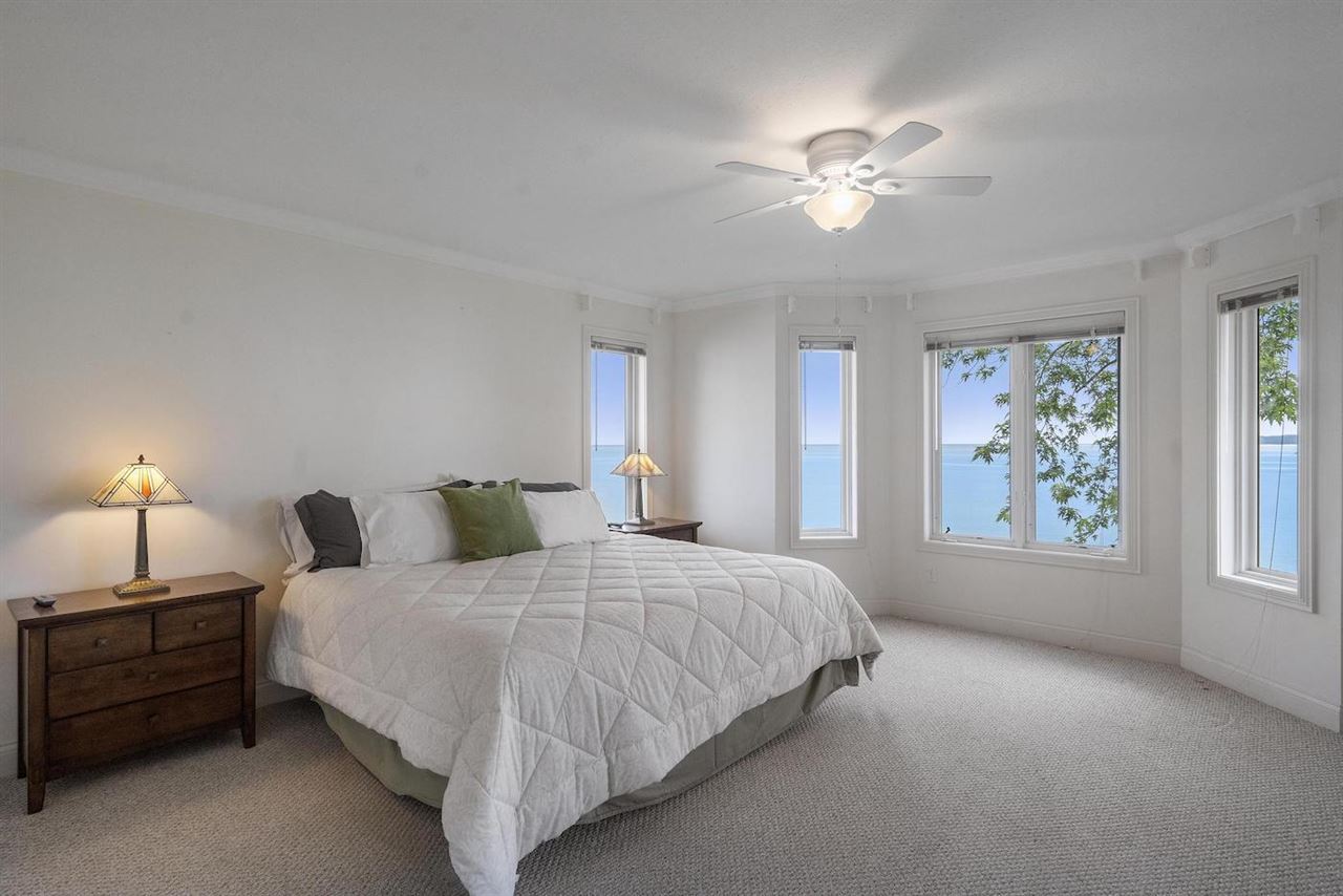 1142 Charlevoix Avenue Unit: 6