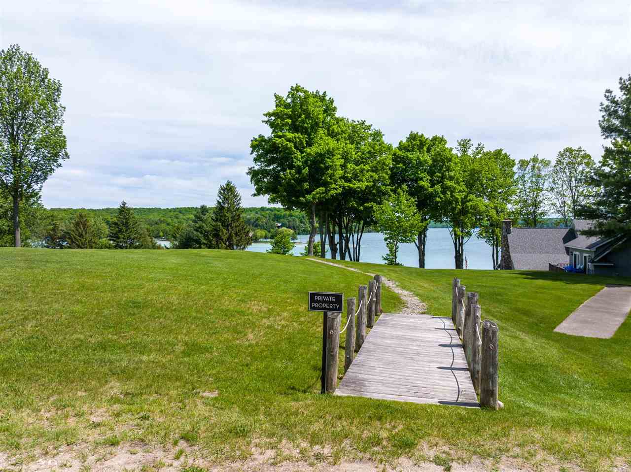 2145 Eagle Island Road