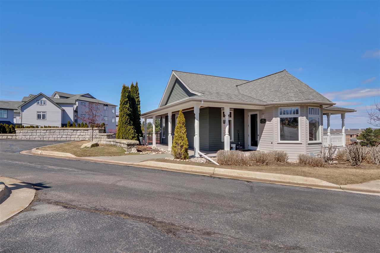 820 Maple Leaf Lane Unit: 18