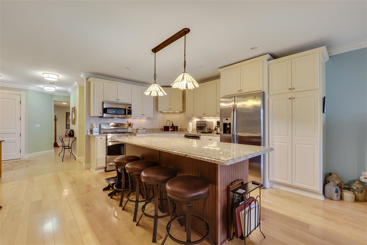 820 Maple Leaf Lane Unit: 18