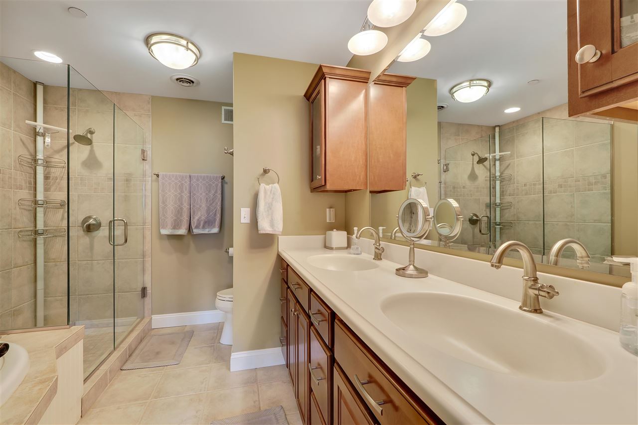 820 Maple Leaf Lane Unit: 18