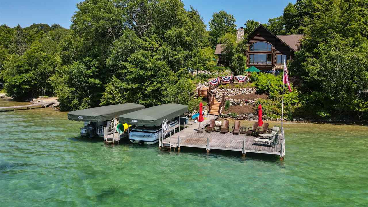 4244 Lake Grove Road