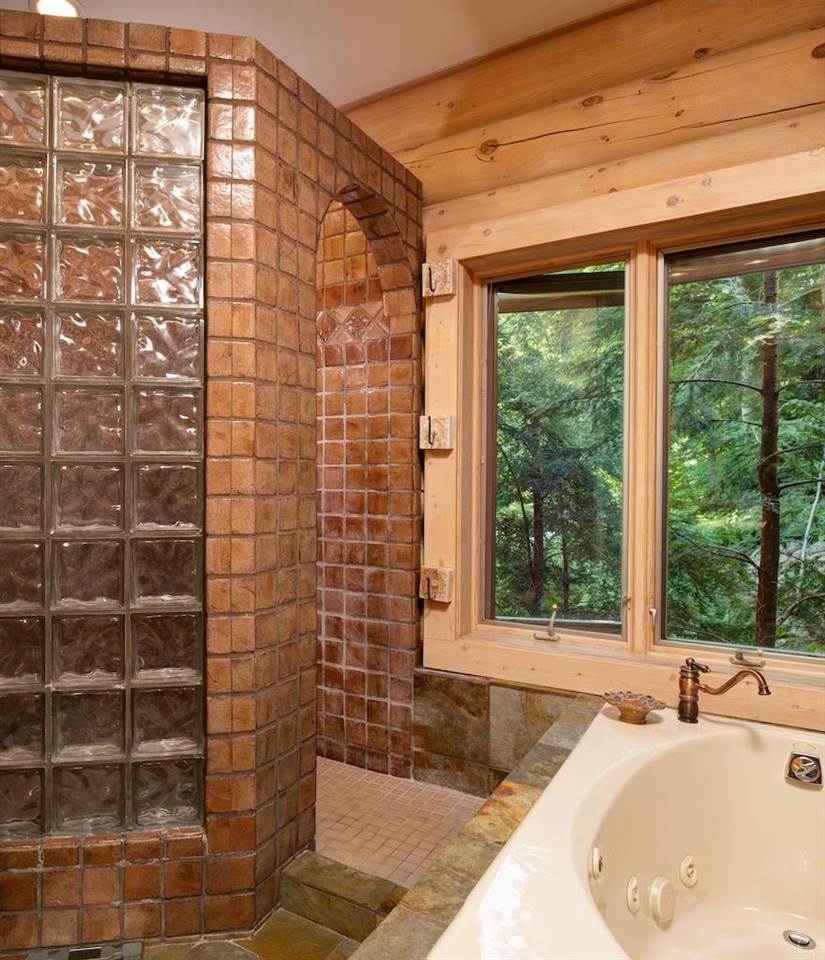 4244 Lake Grove Road