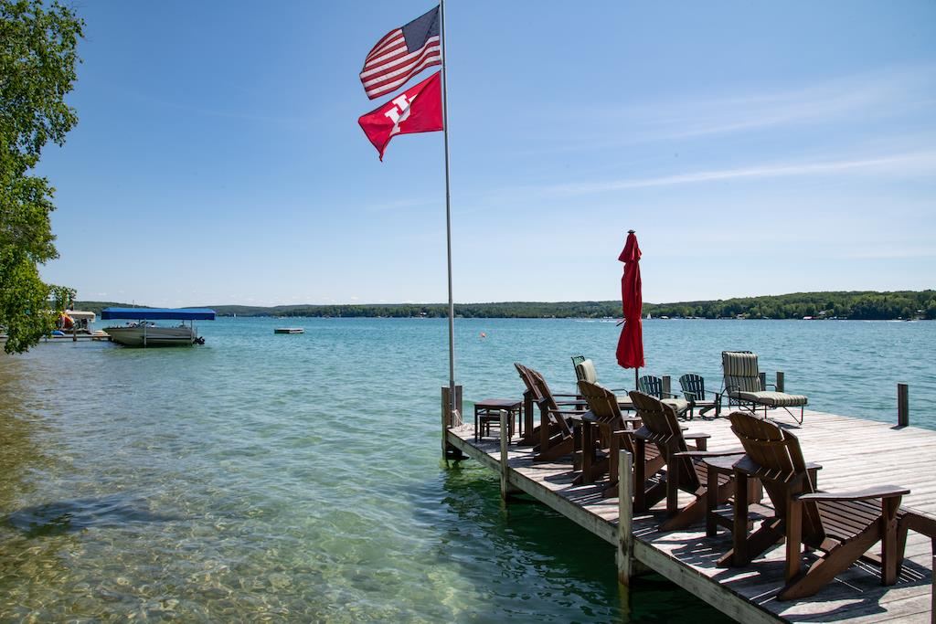 4244 Lake Grove Road