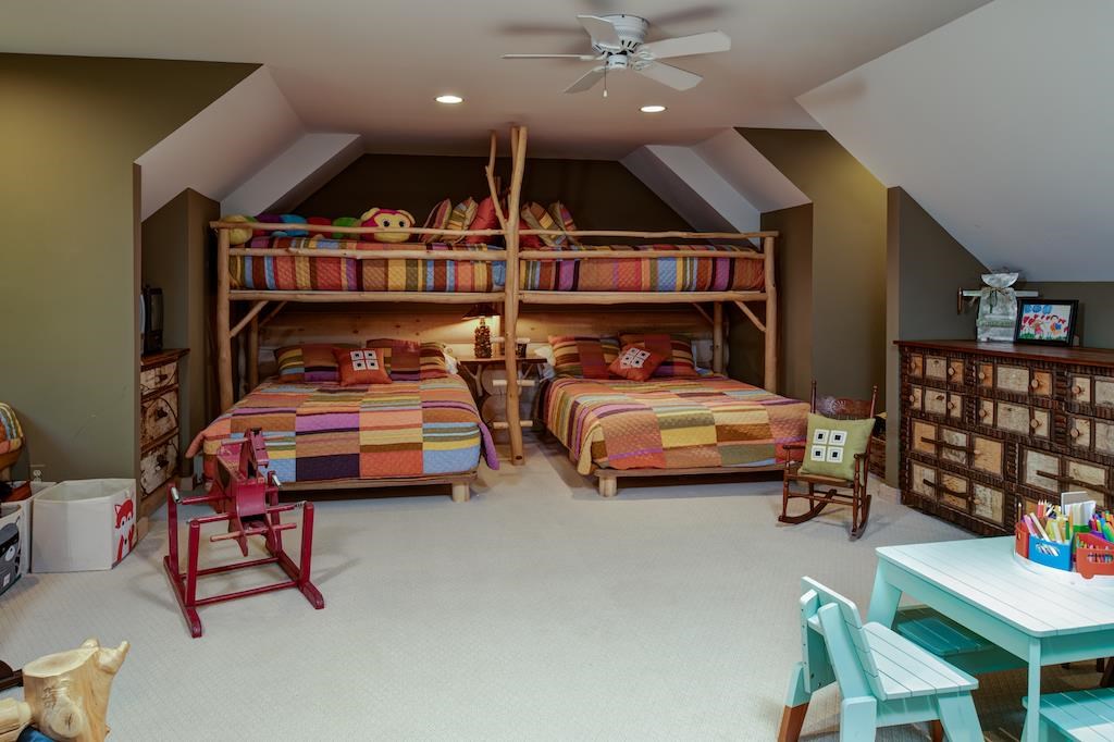 4244 Lake Grove Road