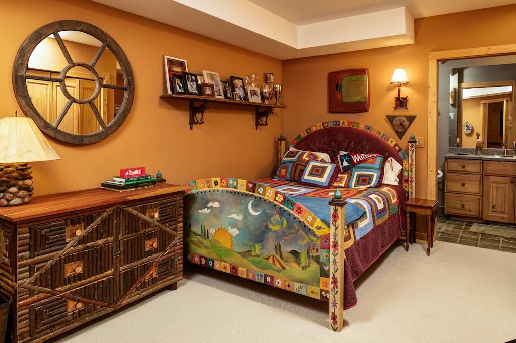 4244 Lake Grove Road