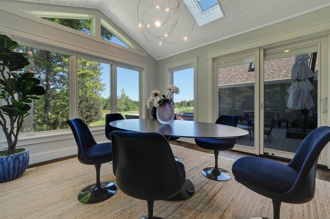 11849 N Stonebridge Drive