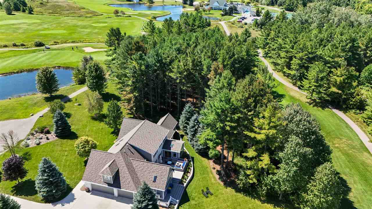 11849 N Stonebridge Drive