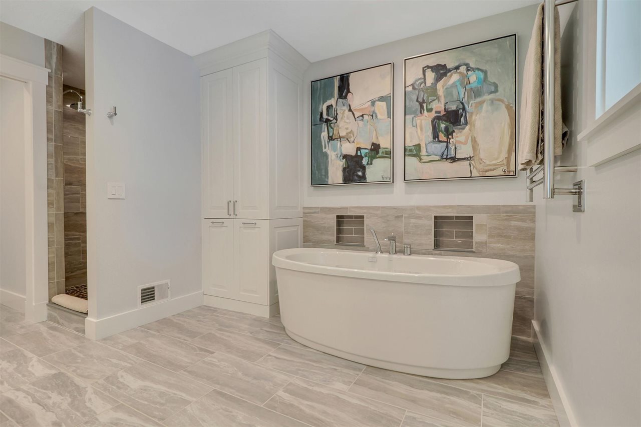 11849 N Stonebridge Drive