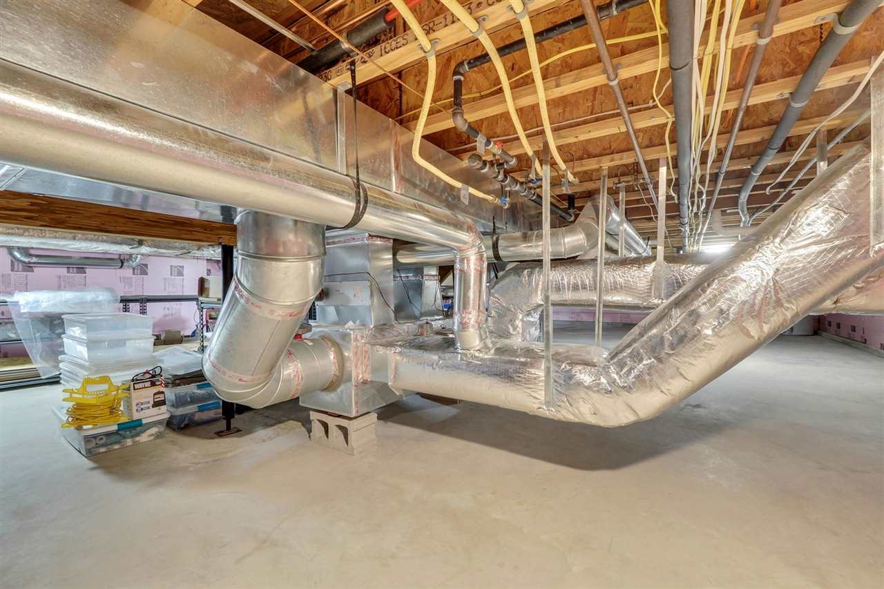 11849 N Stonebridge Drive