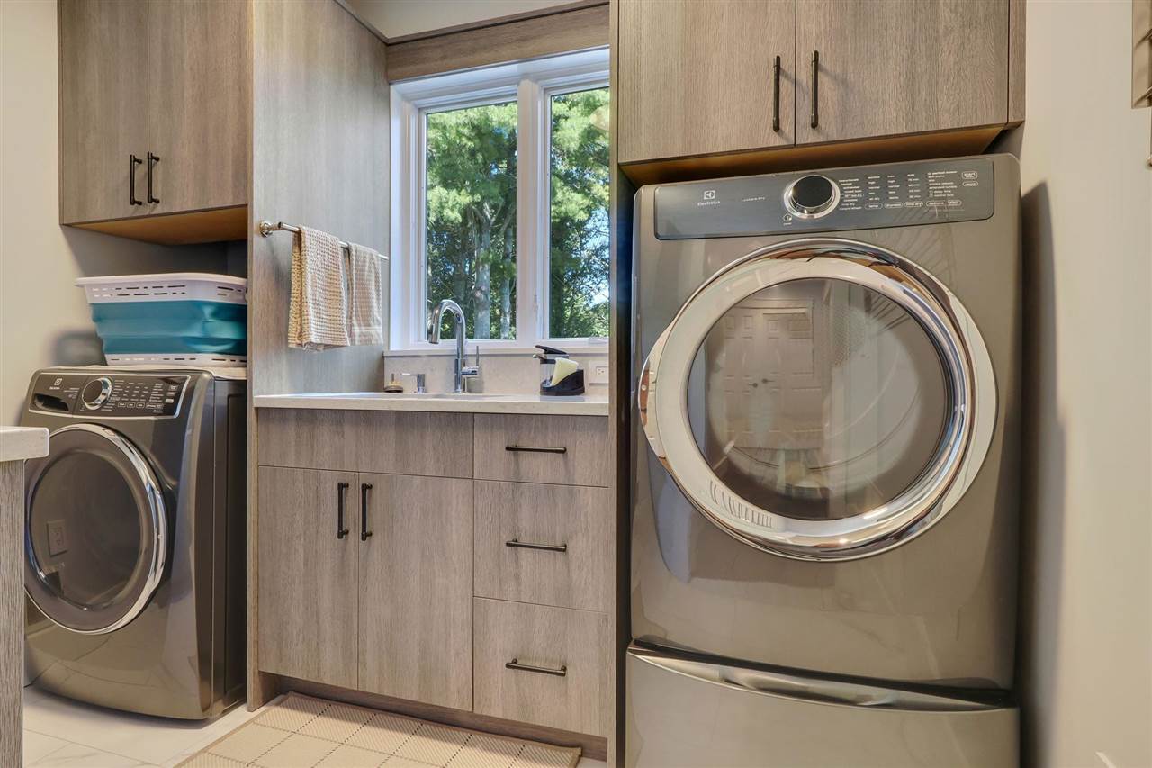 11849 N Stonebridge Drive