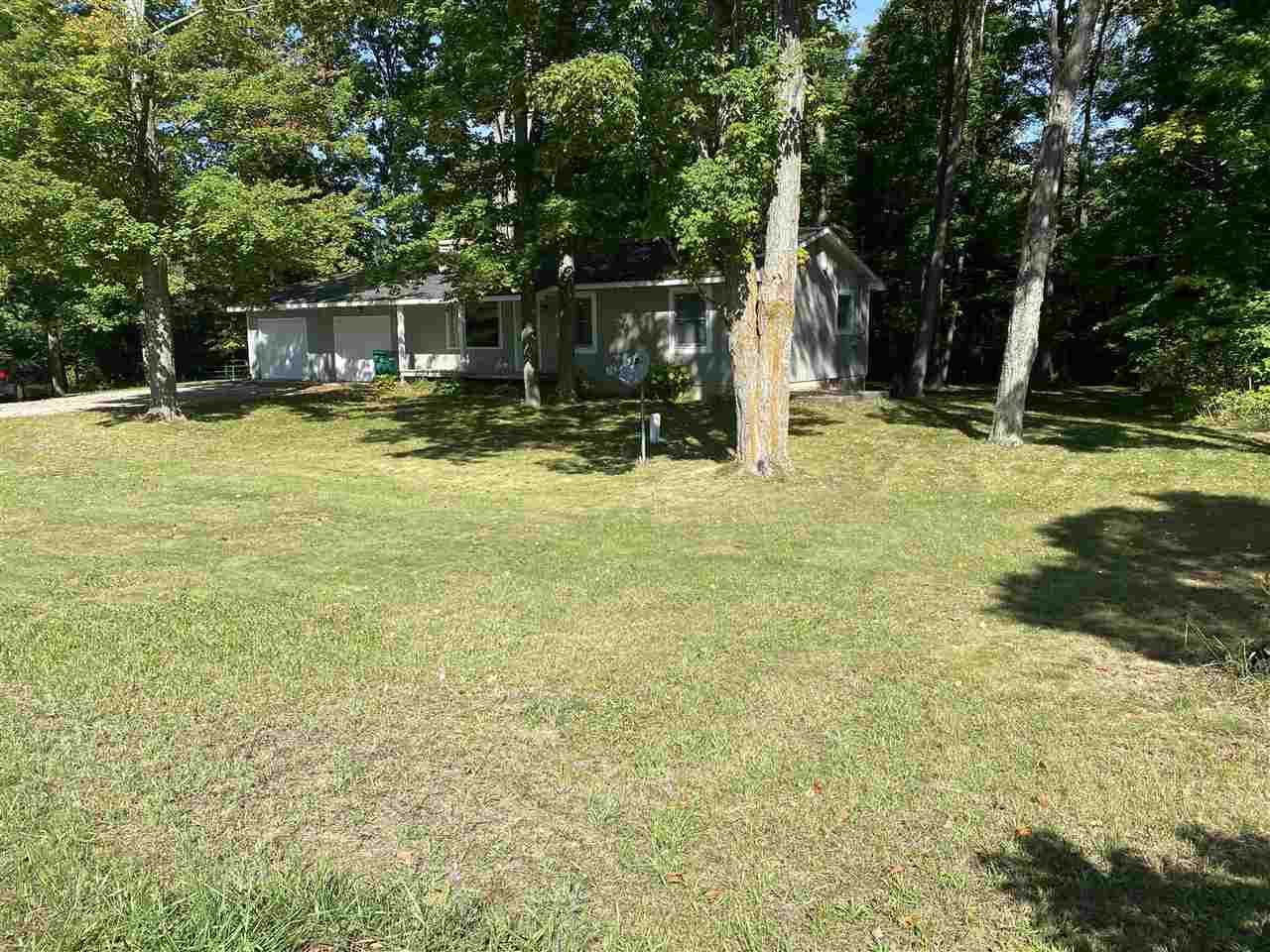 8729 Pickerel Lake Rd.