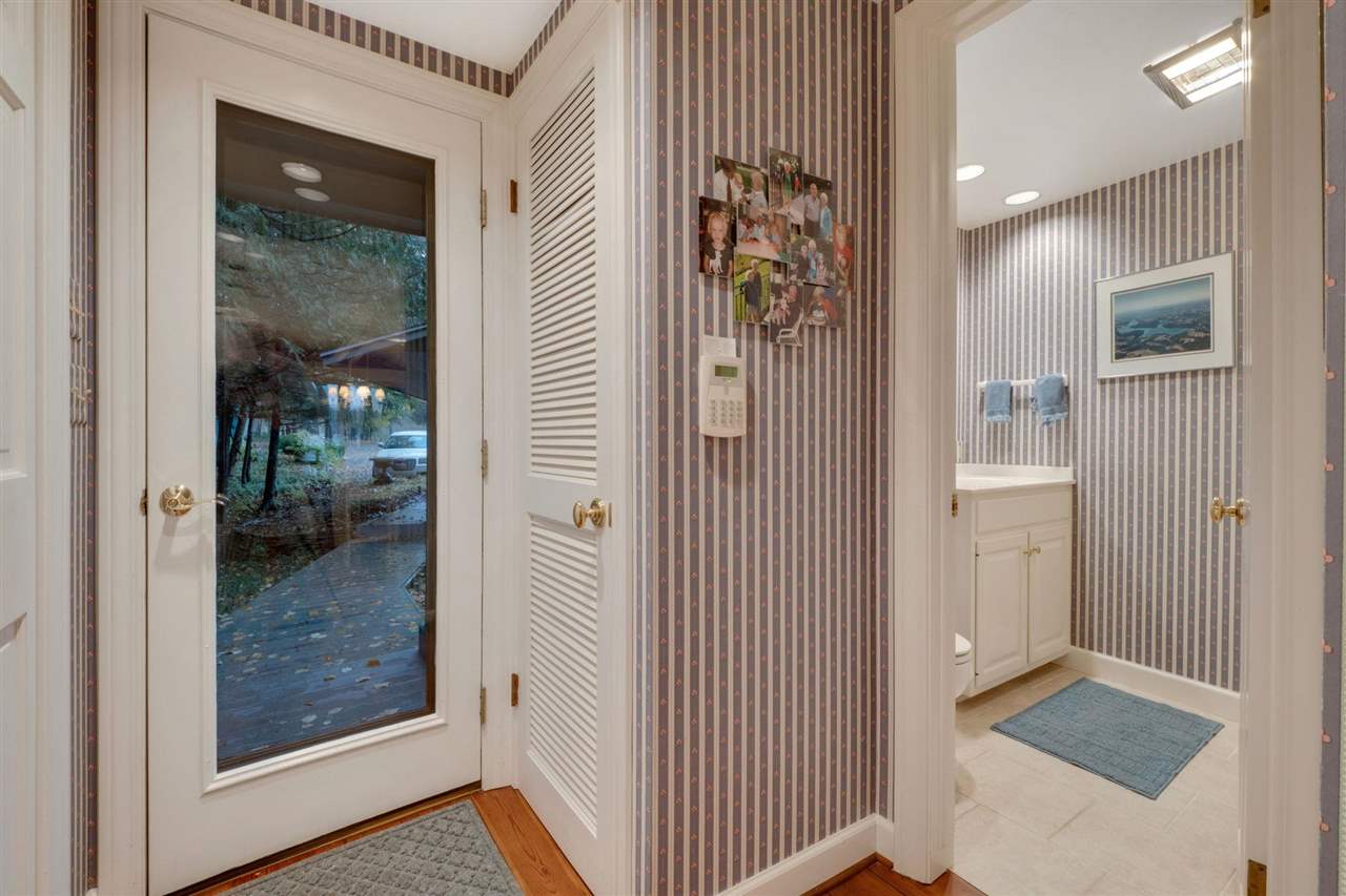 7100 Meadowoods Lane